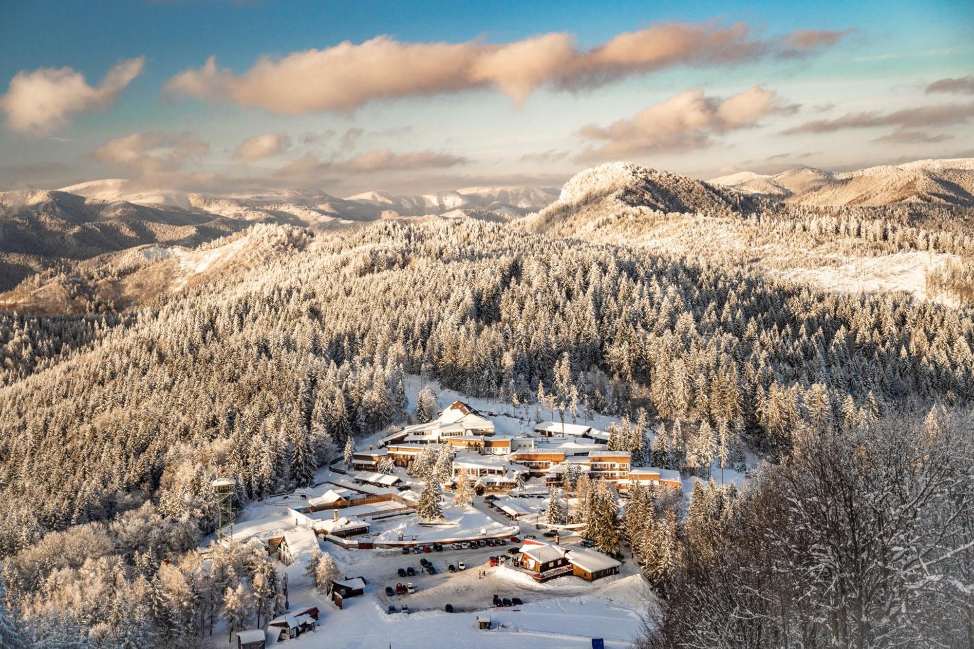 Hotel Sachticka Banska Bystrica Luaran gambar